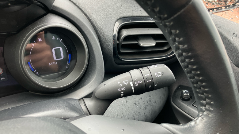 Toyota Yaris 1.5 Hybrid Design 5dr CVT Hybrid Hatchback